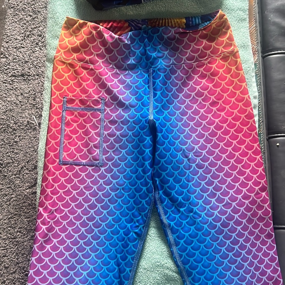 InkNBurn capris